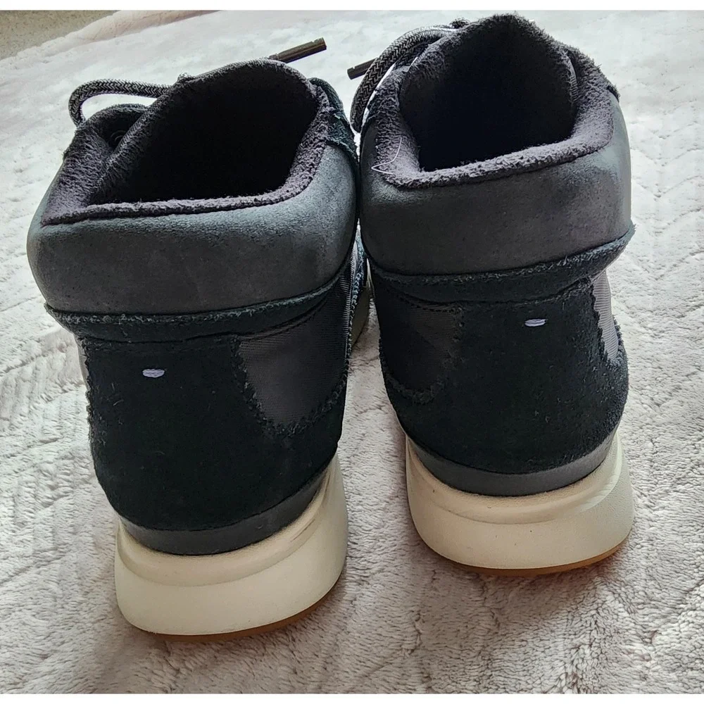 Toms Cascada Waterproof Black Suede Tech Nylon Sneaker Boot Womens 8.5